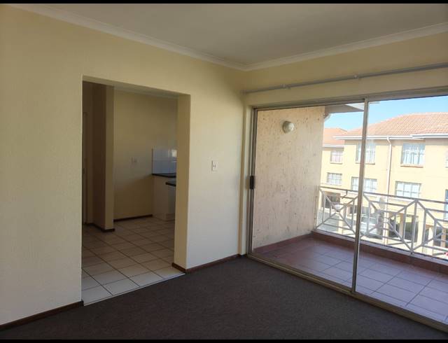 2 BEDROOM APARTMENT BLOCK TO LET IN THREE RIVERS PROPER